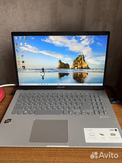 Ноутбук asus