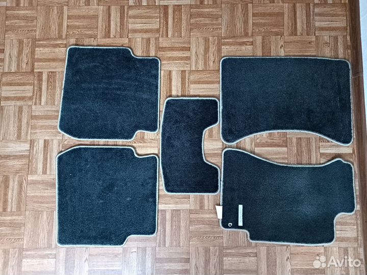 Автомобильные коврики