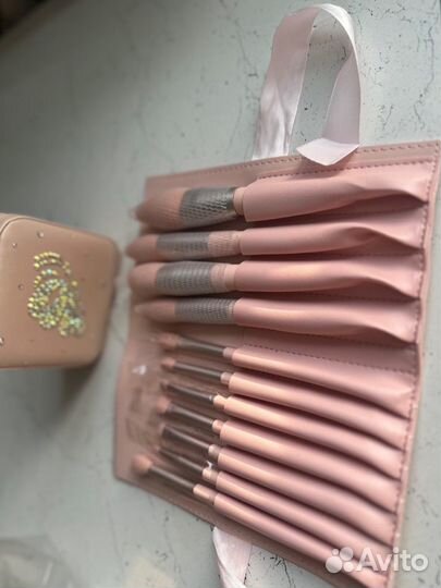 Набор кистей для макияжа с кристаллами на подарок