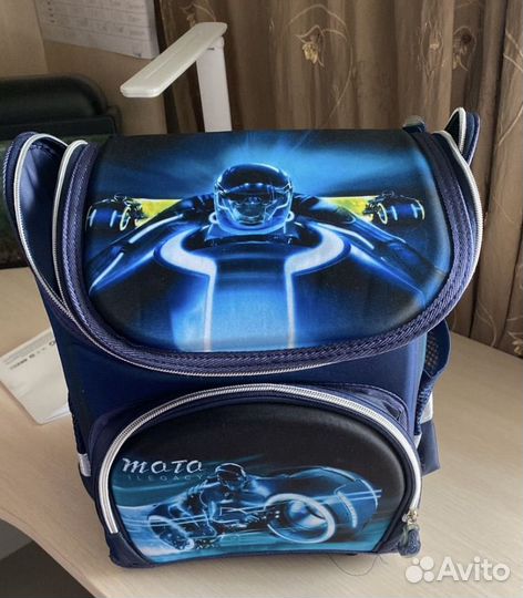 Портфель школьный