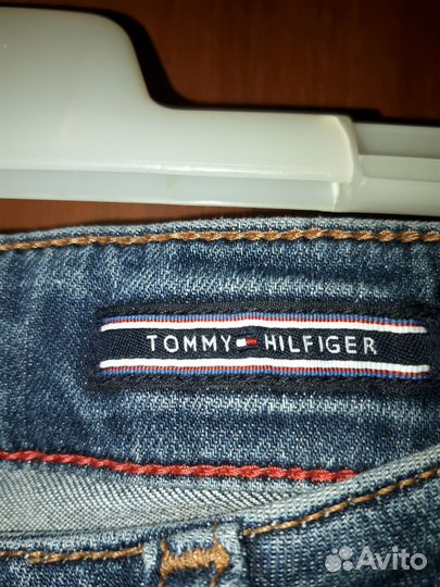 Tommy hilfiger джинсы женские 28