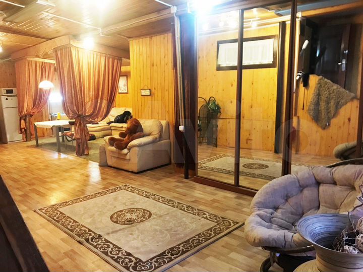 Дом 250 м² на участке 23 сот.