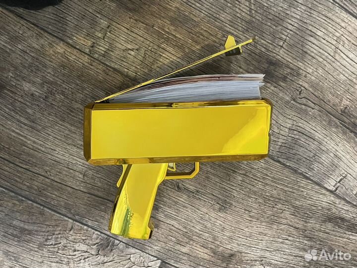Денежный пистолет “money gun”