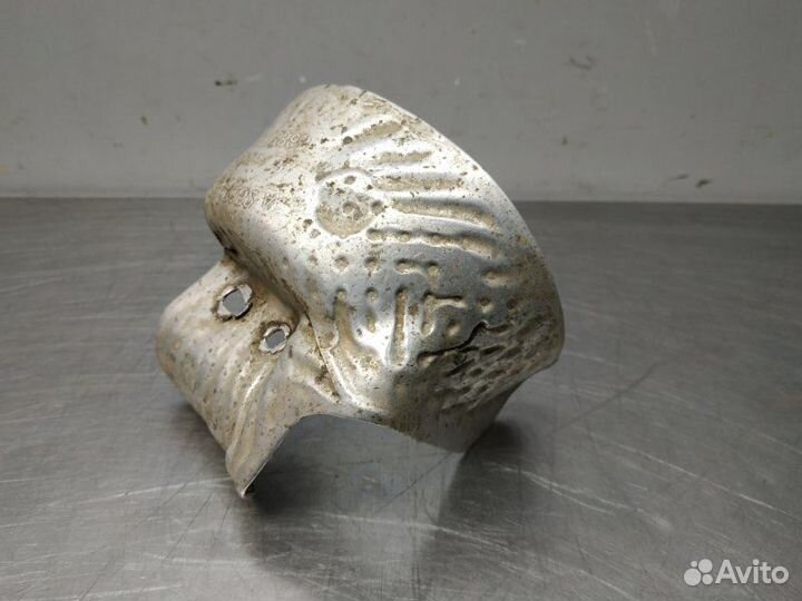 Тепловой экран моторного отсека Jeep Grand