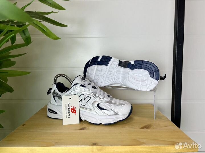 Кроссвоки женские New Balance 530