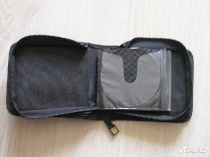 Кейс Case Logic Black