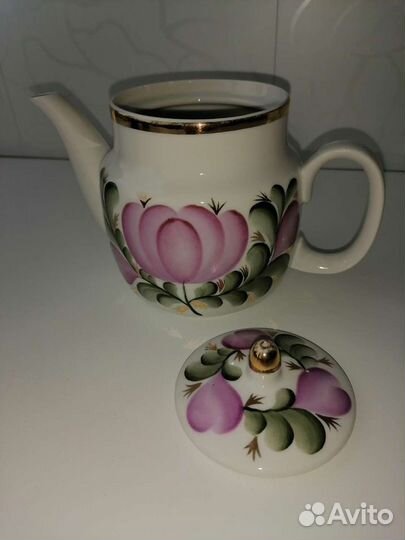 Заварочный чайники и молочник СССР