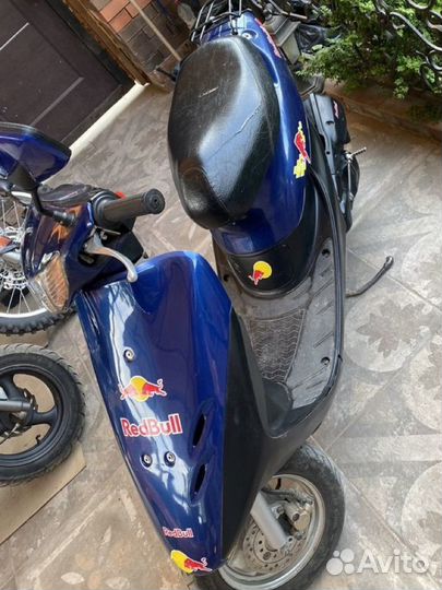 Dio Скутер Omaks