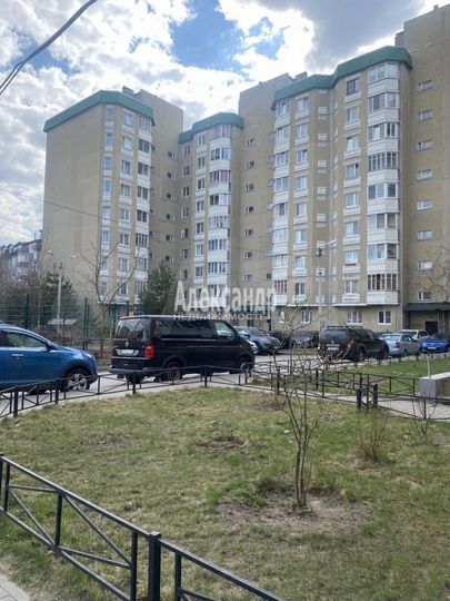2-к. квартира, 72 м², 9/9 эт.
