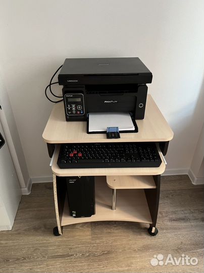 Стол компьютерный, письменный