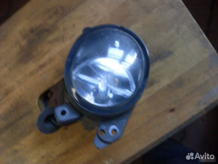 Фара противотуманная левая Mercedes-Benz M-Class