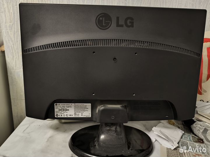 Монитор LG Flatron W2043T