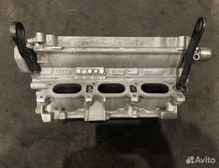 Гбц левая Audi A6 C5 3.0 BBJ,ASN