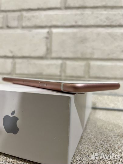 Телефон iPhone 6s