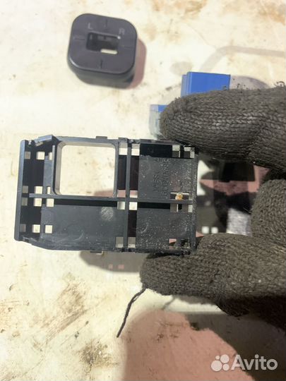 Блок управления зеркалами Hyundai Sonata 4 Оригина