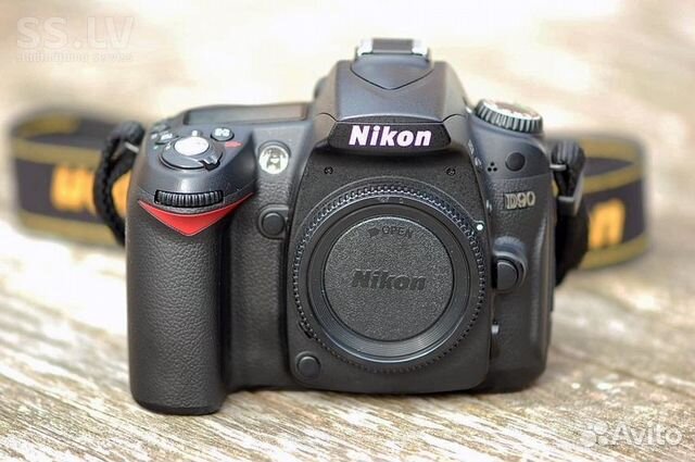 Nikon D90 body