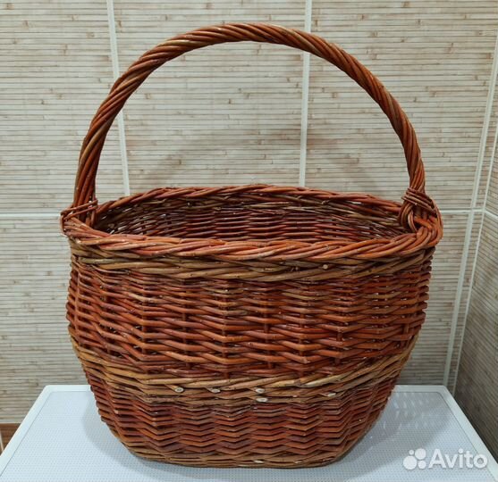 Корзина плетеная, из ивы, овальная, средняя, 10 л