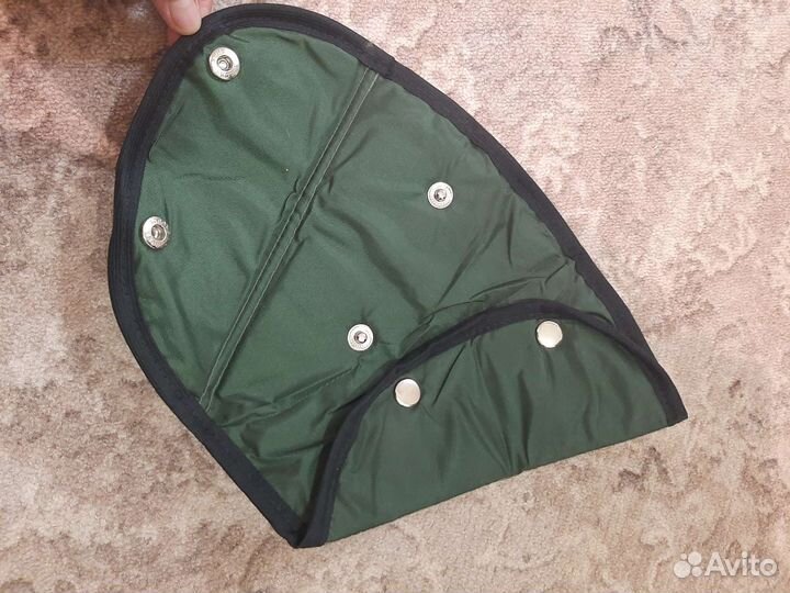 Автомобильное удерживающее устройство для детей