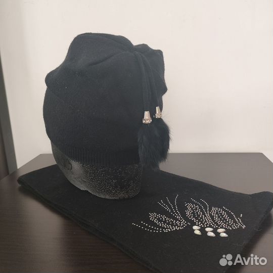 Женский комплект шапка и шарф