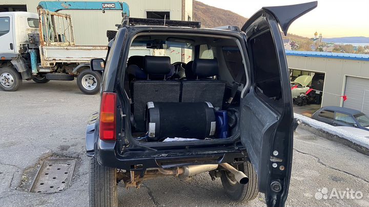 Suzuki Jimny 0.7 AT, 2003, 151 500 км