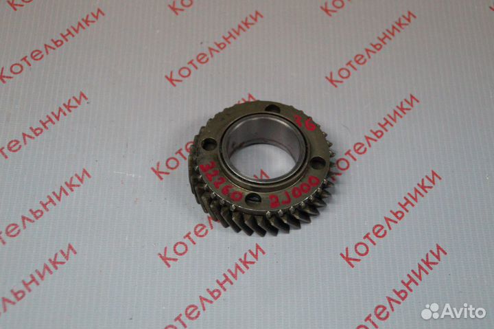 Nissan 32260-2J000 Шестерня третей передачи