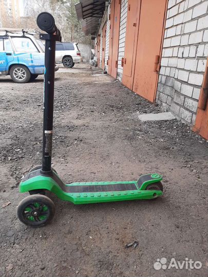 Самокат детский трехколесный бу