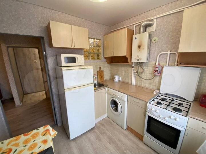 2-к. квартира, 57 м², 4/4 эт.