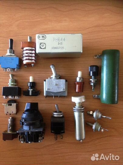 Радиодетали,реле,кнопки,тумблера СССР