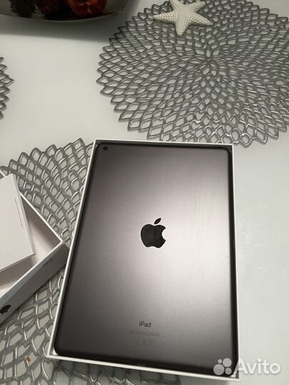 iPad 8 поколения 32gb