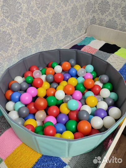 Сухой бассейн с шариками - 200 шт