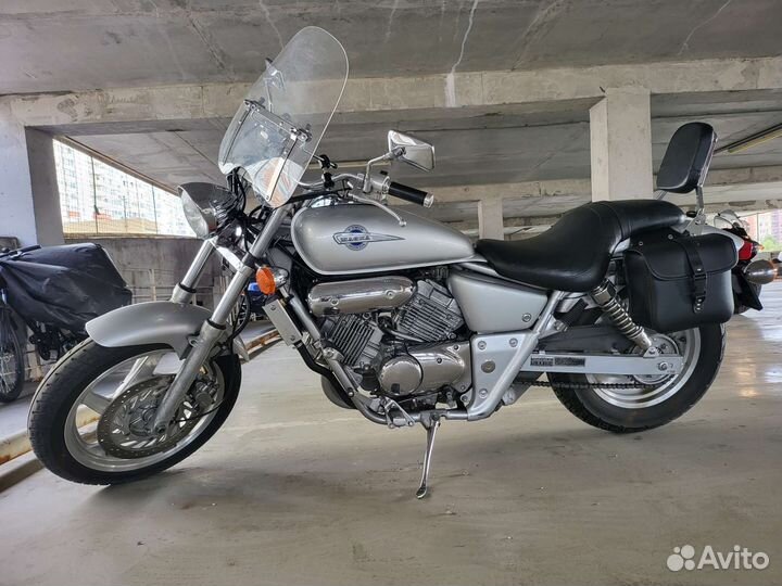 Honda Magna 250