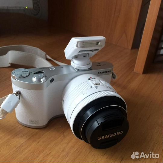 Samsung NX300