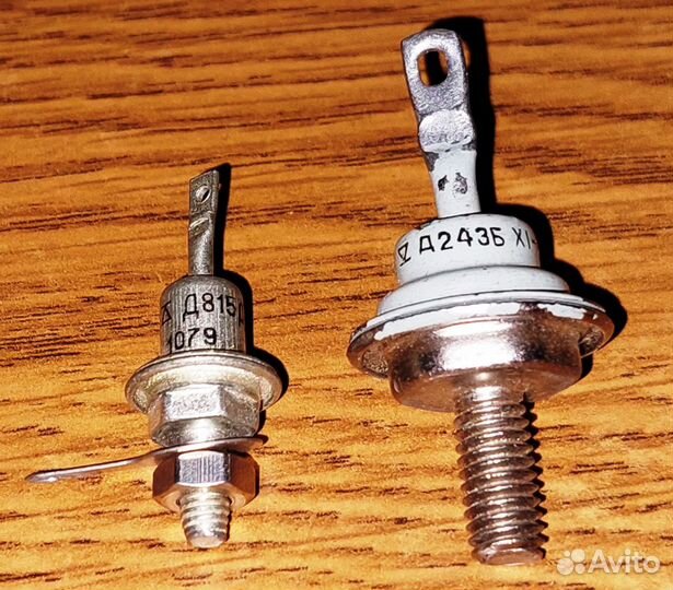 Тиристоры, стабилитроны, диоды СССР, светодиод