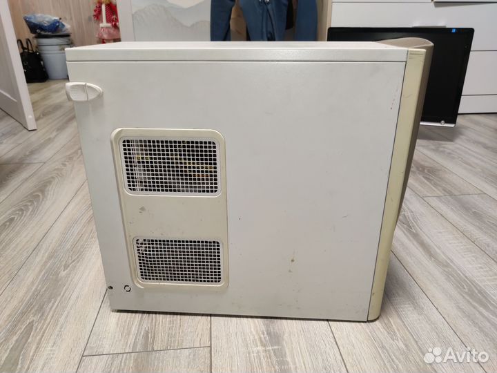 Стационарный компьютер (GeForce GTX 550 TI)