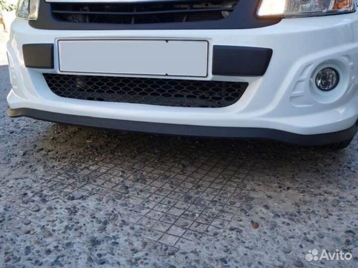 Губа на бампер