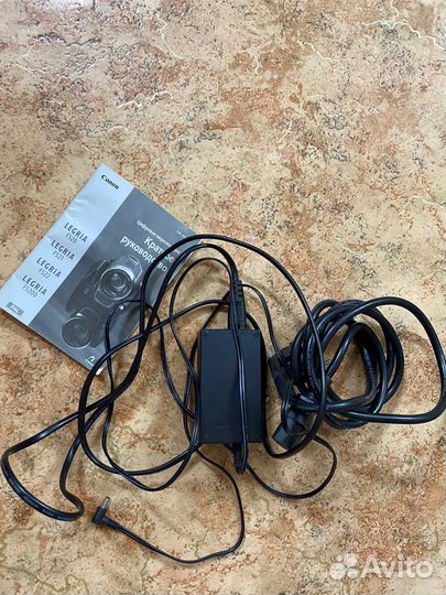 Цифровая видеокамера Canon Legria FS200