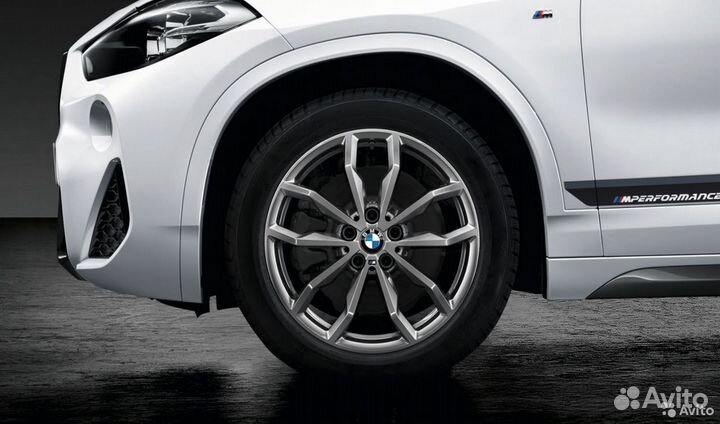Оригинальный комплект зимних колес BMW 36112471506
