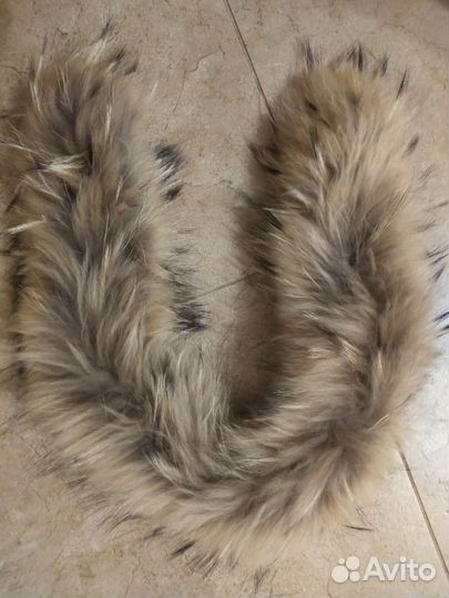 Меховой воротник енот