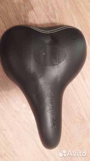 Велосипедное седло, Среднее, мягкое