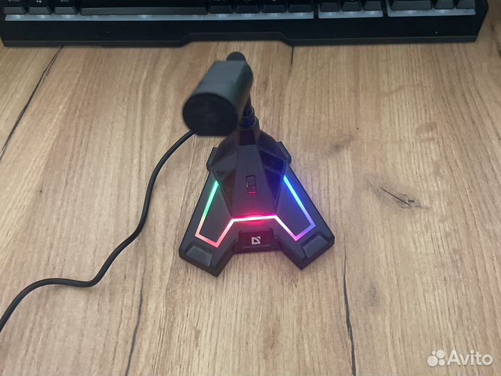 Микрофон игравой с RGB подцветкой