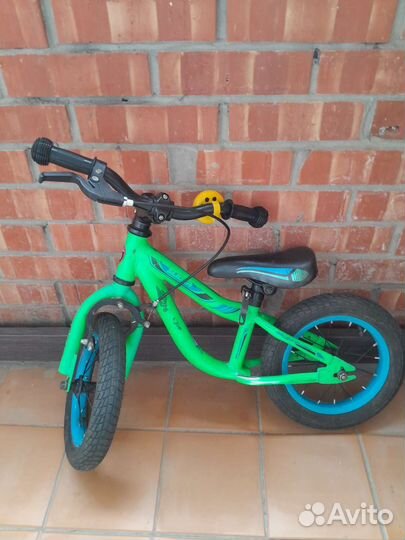 Беговел детский бу