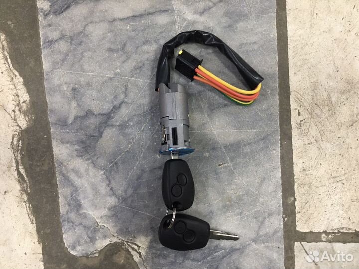 Замок зажигания Renault Logan