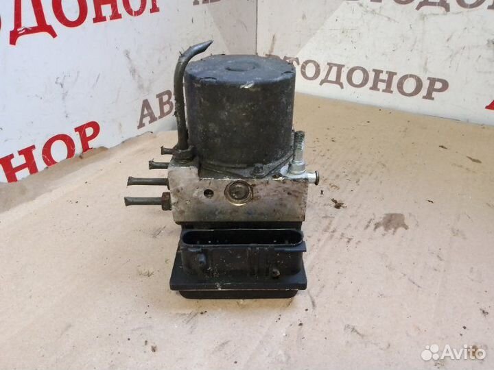 Блок ABS Nissan Primera P12 2.2TD 2000