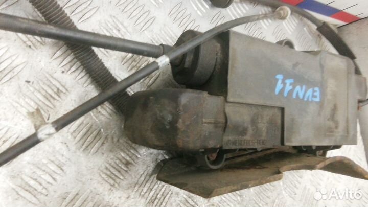 Стояночный тормоз электронный mercedes benz S-clas