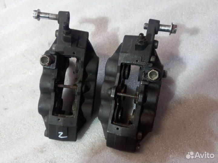 Суппорт тормозной передний Kawasaki ZX6/ZX900/ZX7R