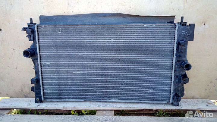 Радиатор основной A17DTR A20DTH Opel Astra J