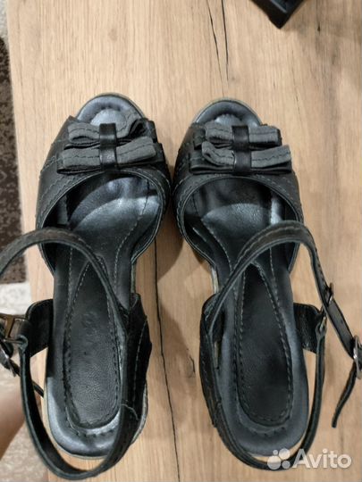 Продам босоножки летние