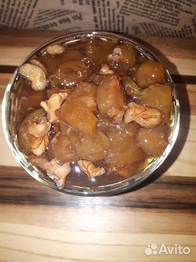 Варенье из черешни с грецким орехом