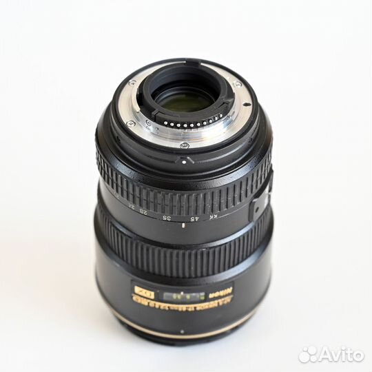 Объектив Nikon 17-55mm f/2.8G IF-ED AF-S DX