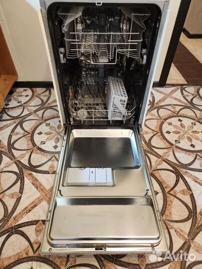 Посудомоечная машина Electrolux